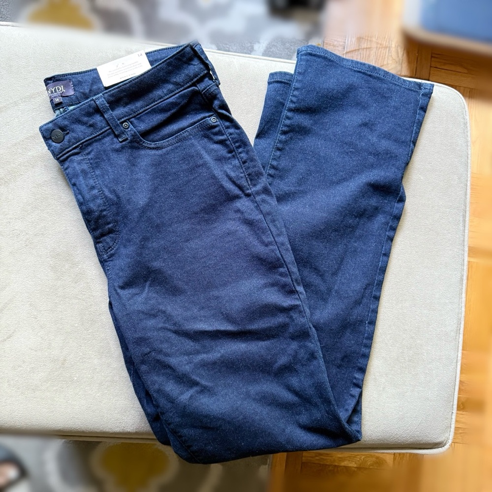NWT! NYDJ Blue Straight Jeans Classic Style size 14